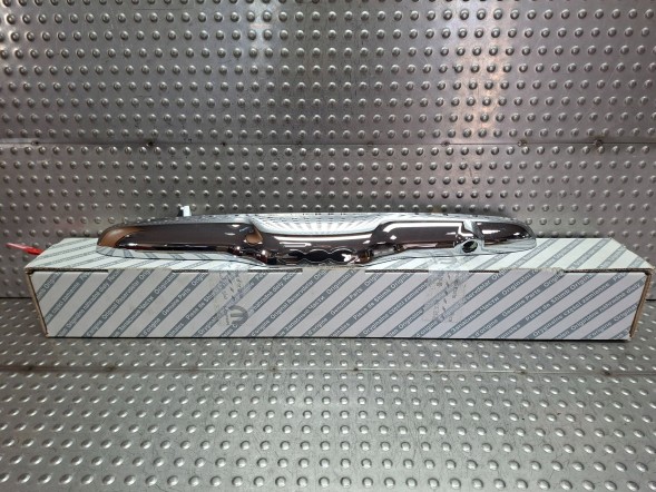 Fiat OE S26337905 ХРОМОВАНА НАКЛАДКА КЛАПАНА 0735516207 FIAT 500 2007-