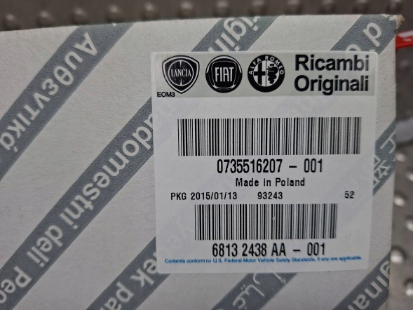 Fiat OE S26337905 ХРОМОВАНА НАКЛАДКА КЛАПАНА 0735516207 FIAT 500 2007-