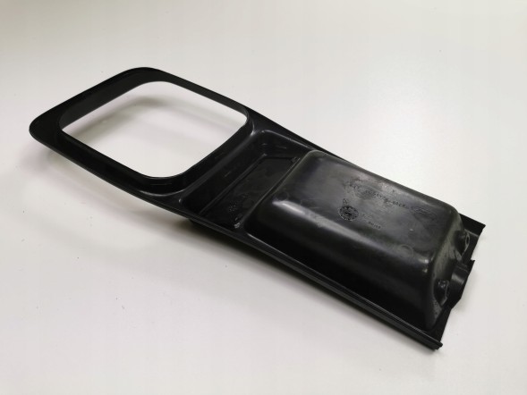 Ford OE ПАНЕЛЬ ПЕРЕМИКАННЯ ПЕРЕДАЧ FORD SIERRA MK1-MK2 OE 83BB-A045A74 1608402