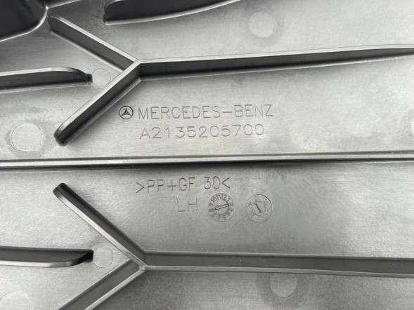 Mercedes-Benz OE НАКЛАДКА ПІД БАМПЕР ПЕРЕДНЯ ЛІВА MERCEDES E W213 ОРИГ.НОВА 2135205700