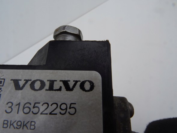 Volvo OE VOLVO V90 S90 MODUŁ KLEMA AKUMULATORA 31652295 VOLVO V90 S90 МОДУЛЬ КЛЕМА АКУМУЛЯТОРА 31652295