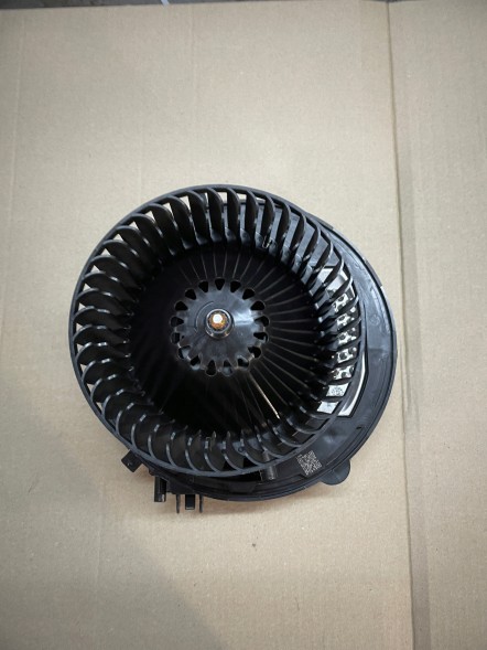 Volkswagen OE 5WB819015 Вентилятор повітродувки 5wb 819 015 vw - oe