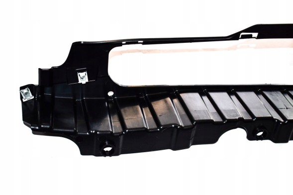 BMW OE 51128057008 Накладка фаркопа нижня середня для BMW F26 X4