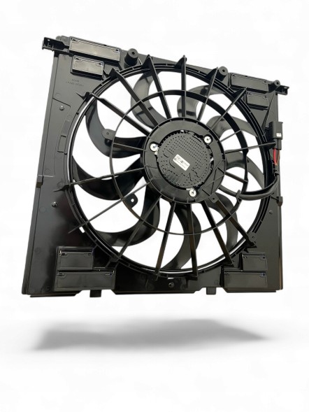 AHE RadioW0469/3562251 Вентилятор BMW X3 G01 X4 G02 2.0T 2018 - 17428487636 8487636