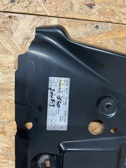 Volvo OE VOLVO S40 II 2004 - 2012 PANEL NADWOZIA PAS TYŁ PRAWY 31214592 VOLVO S40 II 2004 - 2012 ПАНЕЛЬ КУЗОВА РЕМІНЬ ЗАДНІЙ ПРАВИЙ 31214592