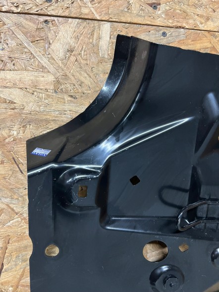 Volvo OE VOLVO S40 II 2004 - 2012 PANEL NADWOZIA PAS TYŁ PRAWY 31214592 VOLVO S40 II 2004 - 2012 ПАНЕЛЬ КУЗОВА РЕМІНЬ ЗАДНІЙ ПРАВИЙ 31214592