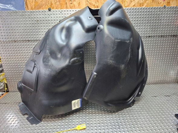 Jeep OE S25165163 НАДКОЛІСНИЙ АРКА ПЕРЕДНЯ ПРАВА JEEP CHEROKEE KL 14-18 OEM 68209678AE