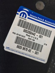 Jeep OE S25165163 НАДКОЛІСНИЙ АРКА ПЕРЕДНЯ ПРАВА JEEP CHEROKEE KL 14-18 OEM 68209678AE