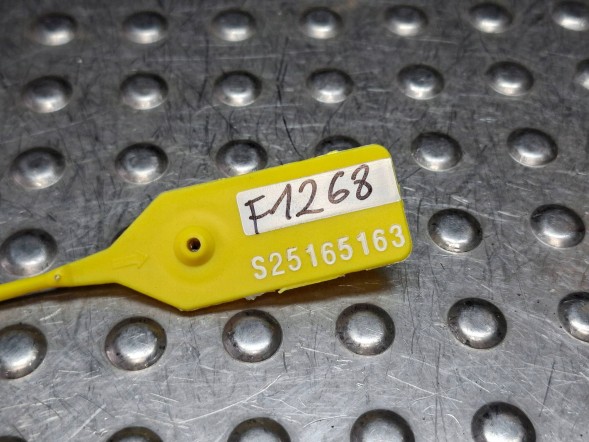 Jeep OE S25165163 НАДКОЛІСНИЙ АРКА ПЕРЕДНЯ ПРАВА JEEP CHEROKEE KL 14-18 OEM 68209678AE