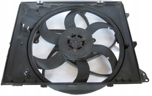 Frey 824101101 ВЕНТИЛЯТОР РАДІАТОРА BMW E87 E90 X1 OE 17117590699