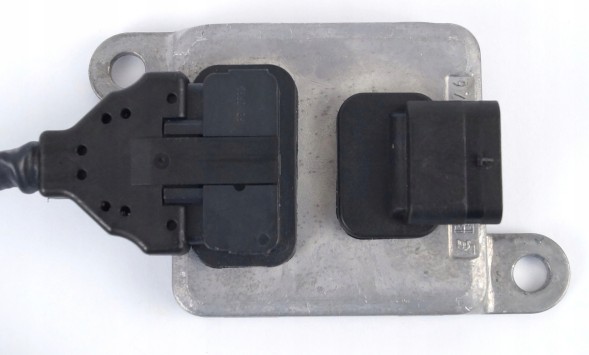 Vemo V30-72-0048 Лямбда-зонд NOx Mercedes A0009059803 оригінал новий