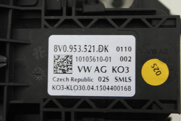 Audi OE Композитний вимикач 8V0953502AD