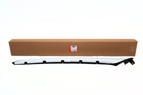 Land Rover OE LR077217GEN НАКЛАДКА ЗОВНІШНЬОЇ СТІЙКИ ПЕРЕДНЯ ПРАВА RR EVOQ