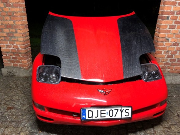 Китай 13102024 Маска Corvette C5 carbon mate 100% двостороння легка 7кг