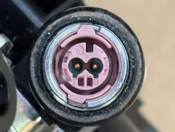 Volkswagen OE 10B857705 VW ID.3 2020-2026 РЕМІНЬ БЕЗПЕКИ ПЕРЕДНІЙ ЛІВИЙ З ПІРОПАТРОНОМ PRESAFE