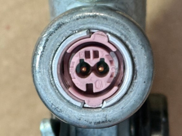Volkswagen OE 10B857705 VW ID.3 2020-2026 РЕМІНЬ БЕЗПЕКИ ПЕРЕДНІЙ ЛІВИЙ З ПІРОПАТРОНОМ PRESAFE